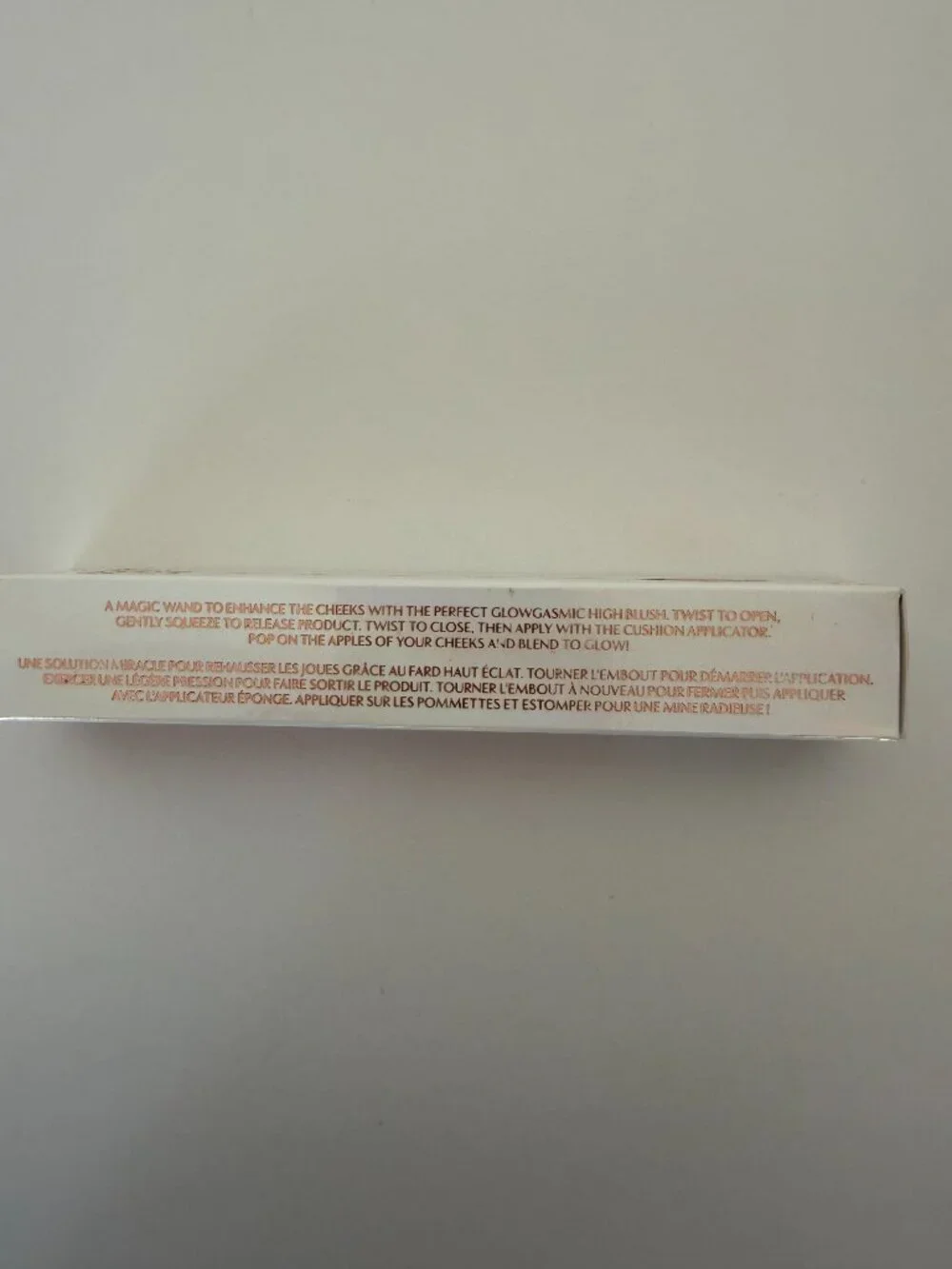 Charlotte Tilbury Glowgasm Beauty Light Wand Peachgasm